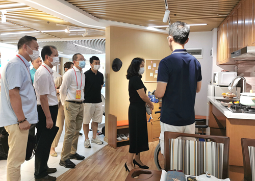 养老综合体——未来养老新形式(实用应用文)(图1)