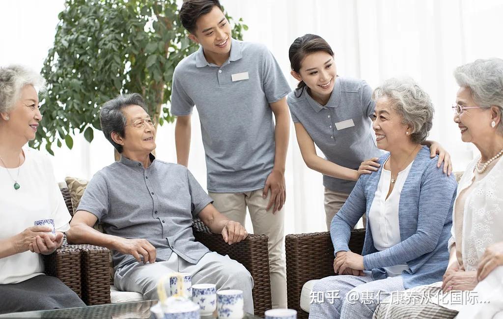 李军带队调研项目建设及医养结合工作(图1)